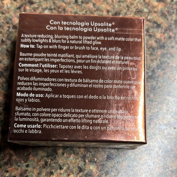 Danessa Myricks Beauty Yummy Skin Blurring Balm Powder in Bronze - Picture 3 of 3